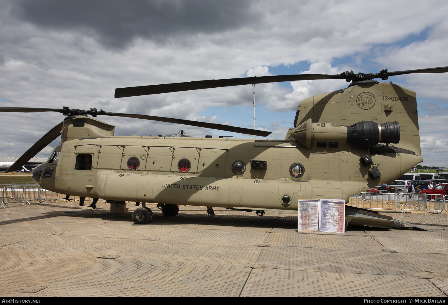 Aircraft Photo of 13-8436 / 13-08436 | Boeing CH-47F Chinook (414) | USA - Army | AirHistory.net #99578