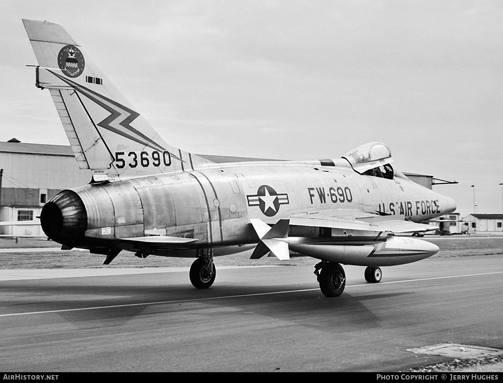 Aircraft Photo of 55-3690 / 53690 | North American F-100D Super Sabre | USA - Air Force | AirHistory.net #99641