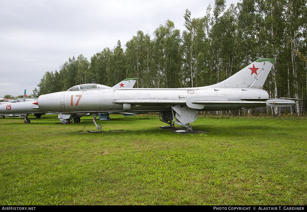 Aircraft Photo of 17 red | Sukhoi S-26 | Russia - Air Force | AirHistory.net #99649