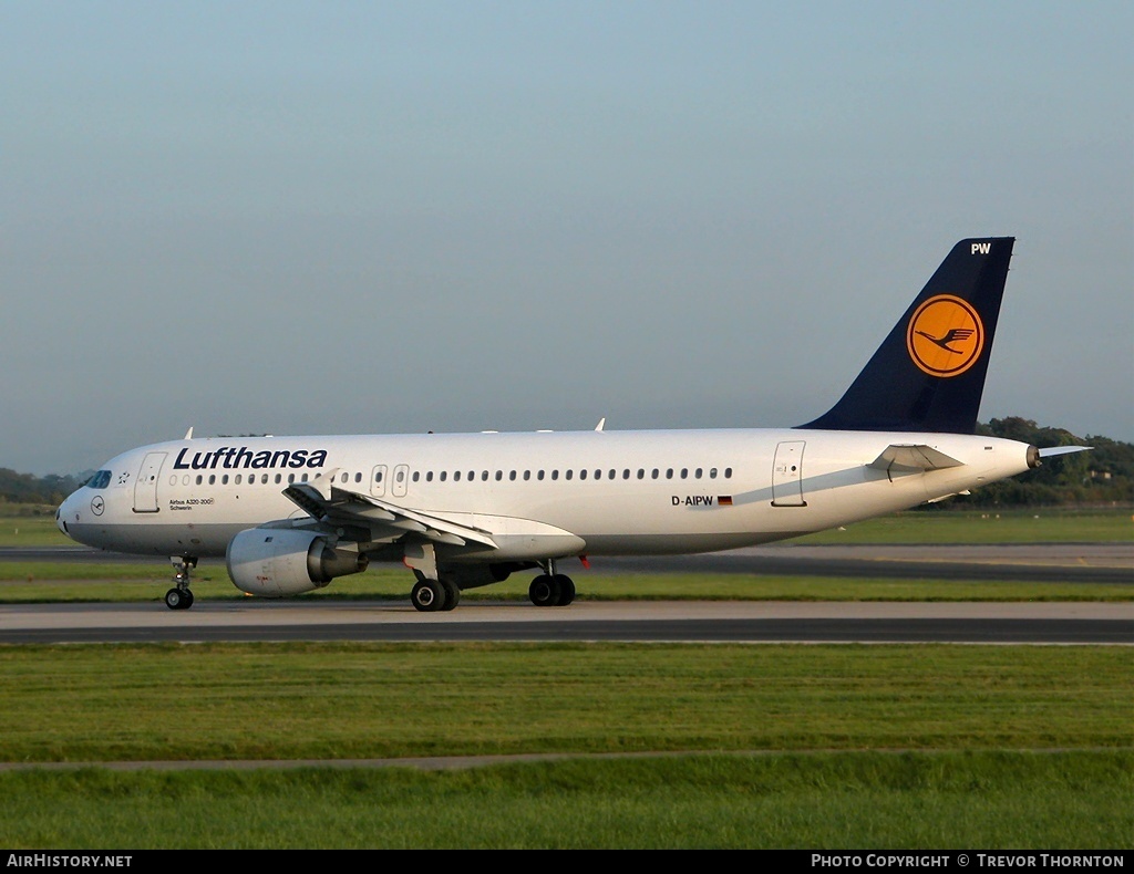 Aircraft Photo of D-AIPW | Airbus A320-211 | Lufthansa | AirHistory.net #99789