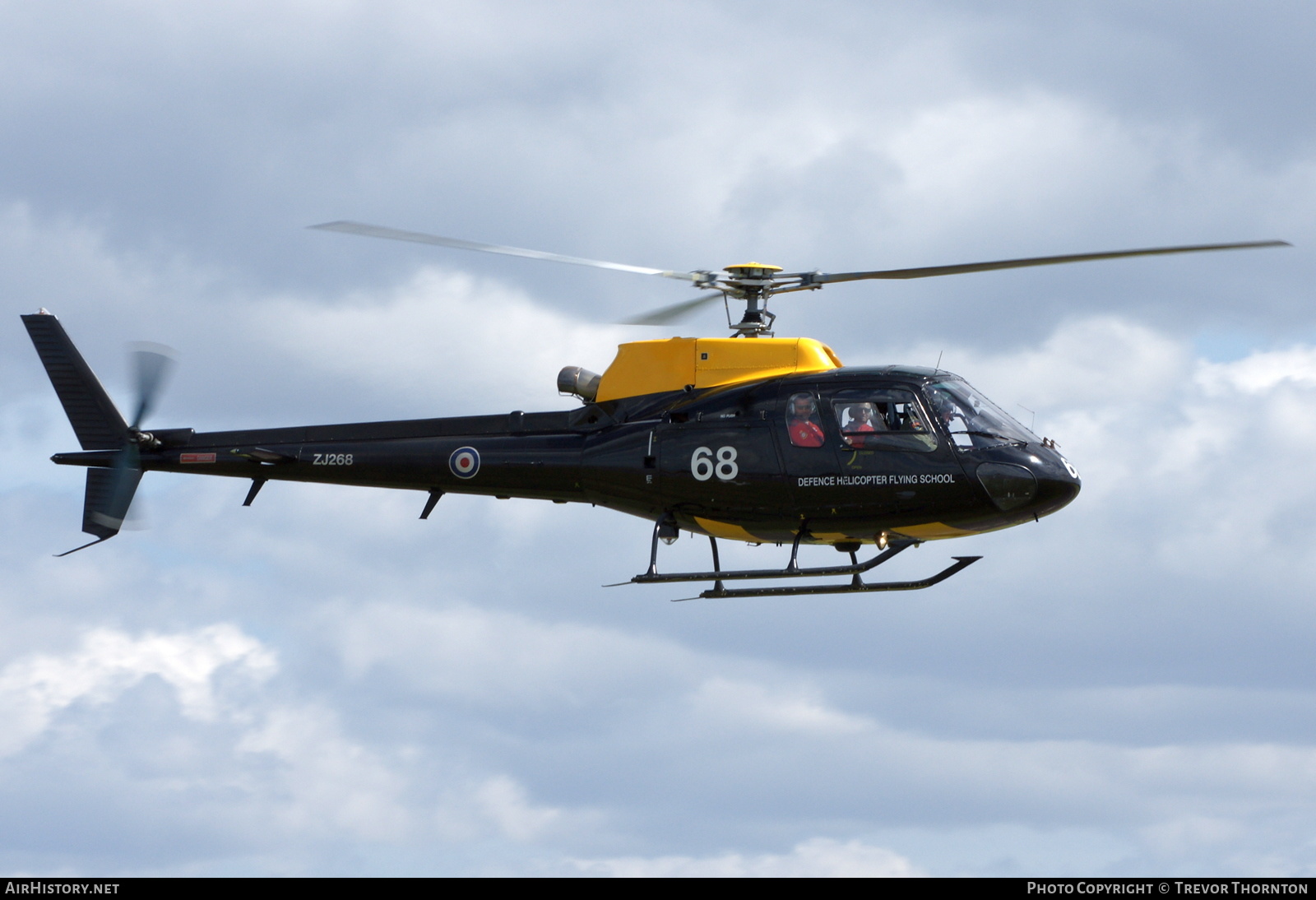 Aircraft Photo of ZJ268 | Eurocopter AS-350BB Squirrel HT1 | UK - Air Force | AirHistory.net #99808