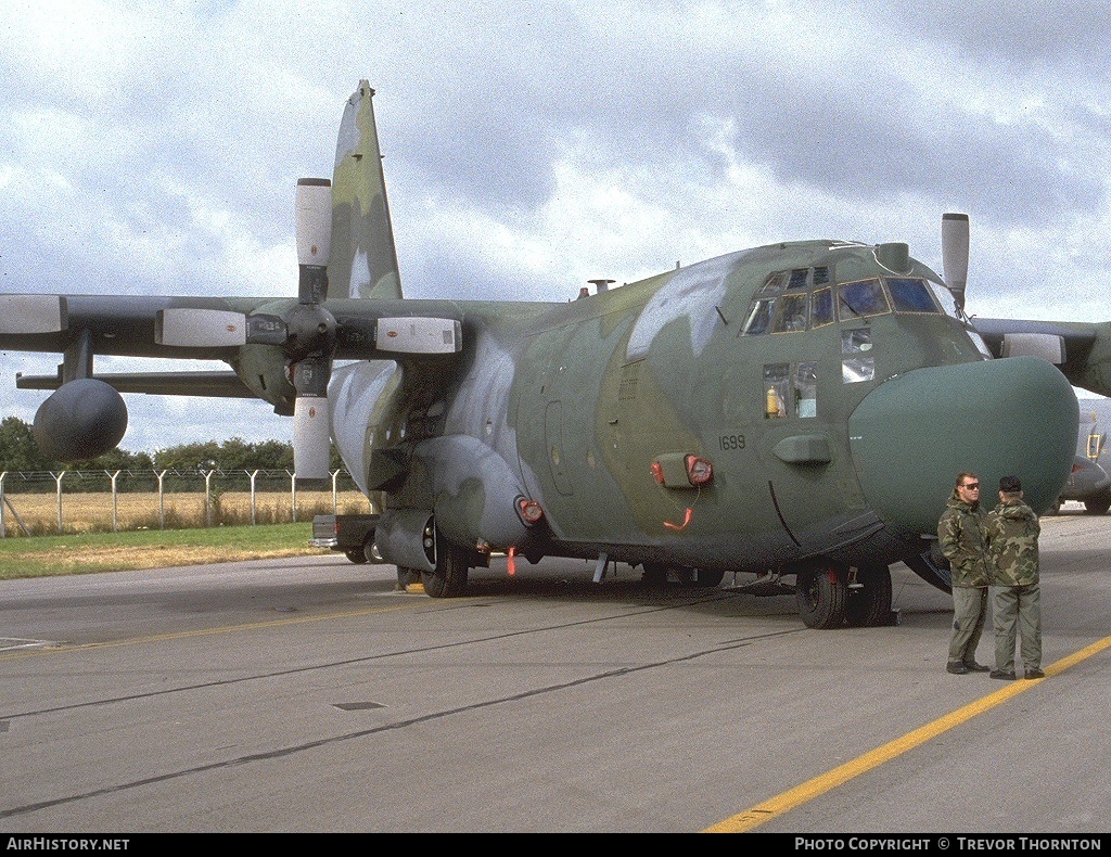 Aircraft Photo of 86-1699 / 61699 | Lockheed MC-130H Hercules (L-382) | USA - Air Force | AirHistory.net #99821