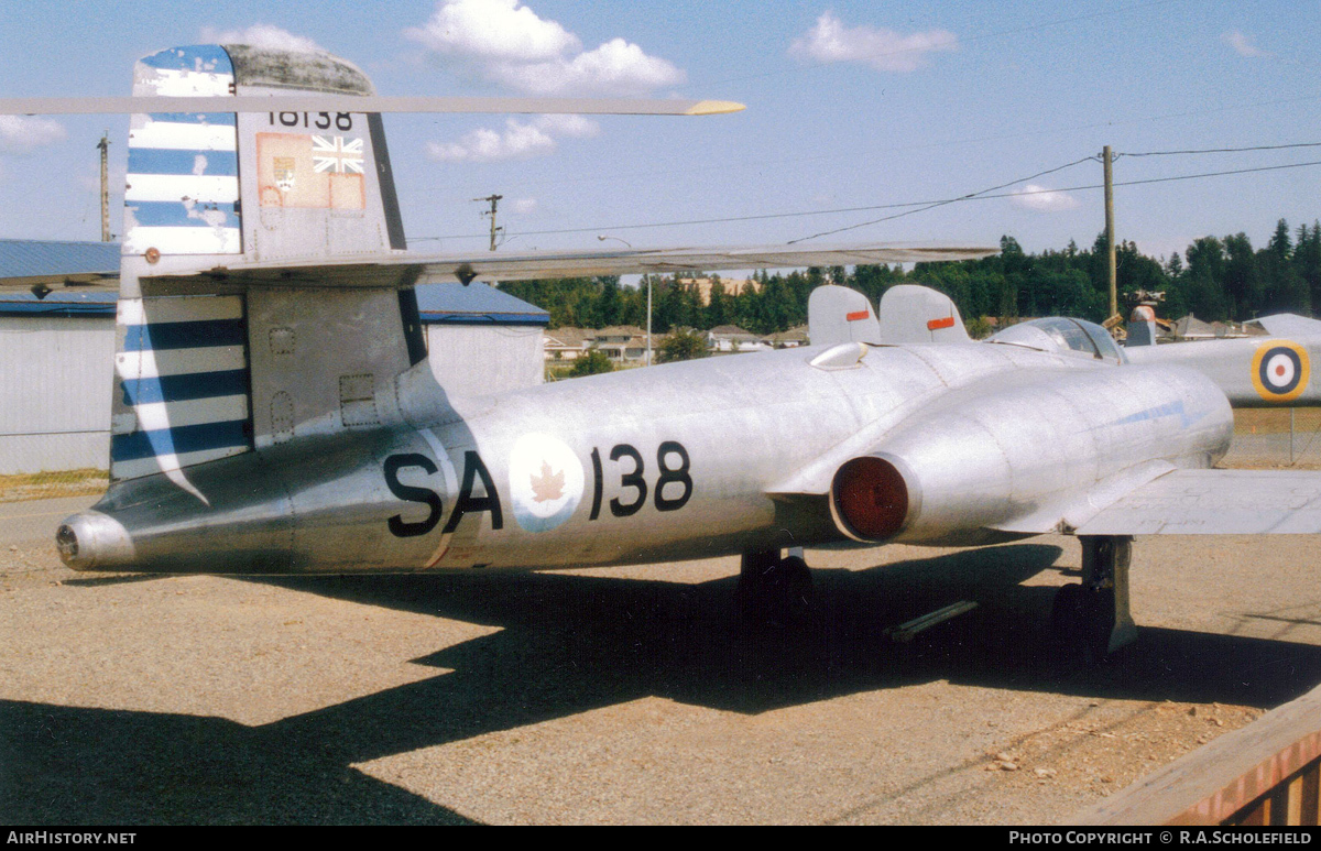 Aircraft Photo of 18138 | Avro Canada CF-100 Canuck Mk.3D | Canada - Air Force | AirHistory.net #99840