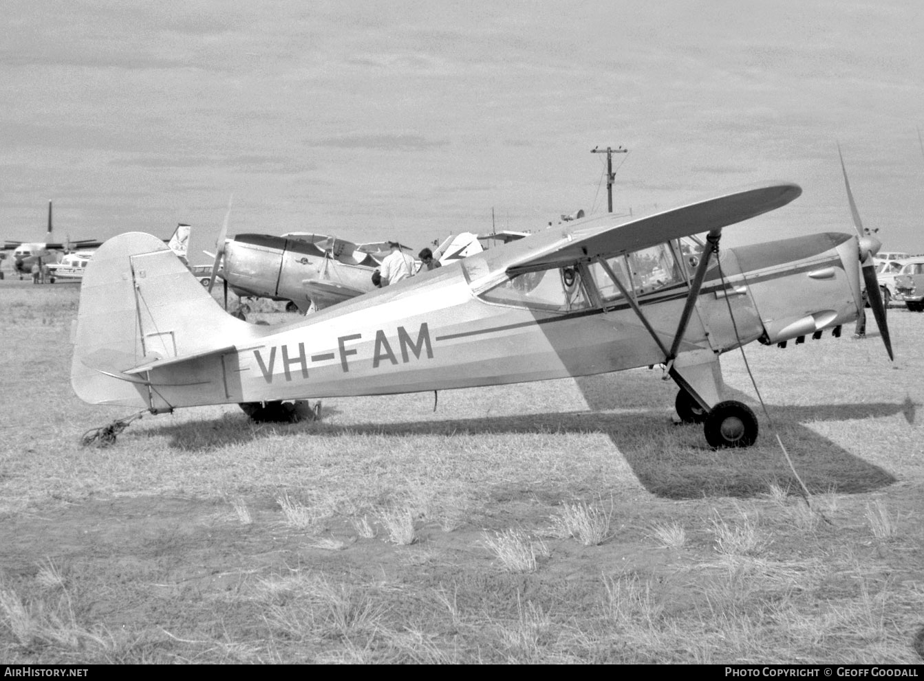 Aircraft Photo of VH-FAM | Auster J-5G Cirrus Autocar | AirHistory.net #99913