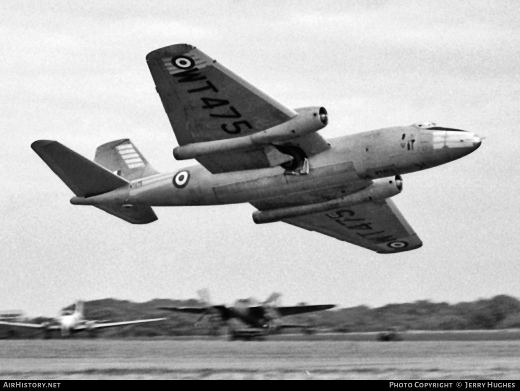 Aircraft Photo of WT475 | English Electric Canberra T4 | UK - Air Force | AirHistory.net #100072