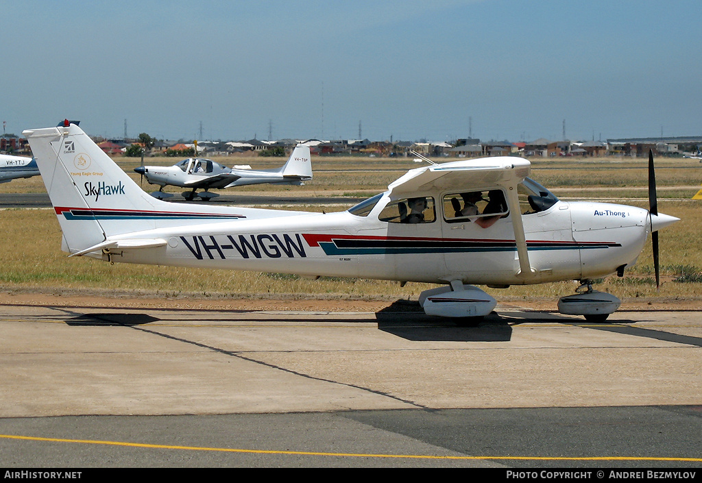 Aircraft Photo of VH-WGW | Cessna 172R Skyhawk | Young Eagle Group | AirHistory.net #100118