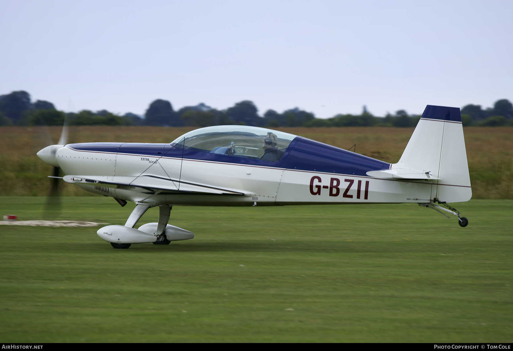 Aircraft Photo of G-BZII | Extra EA-300L | AirHistory.net #100219