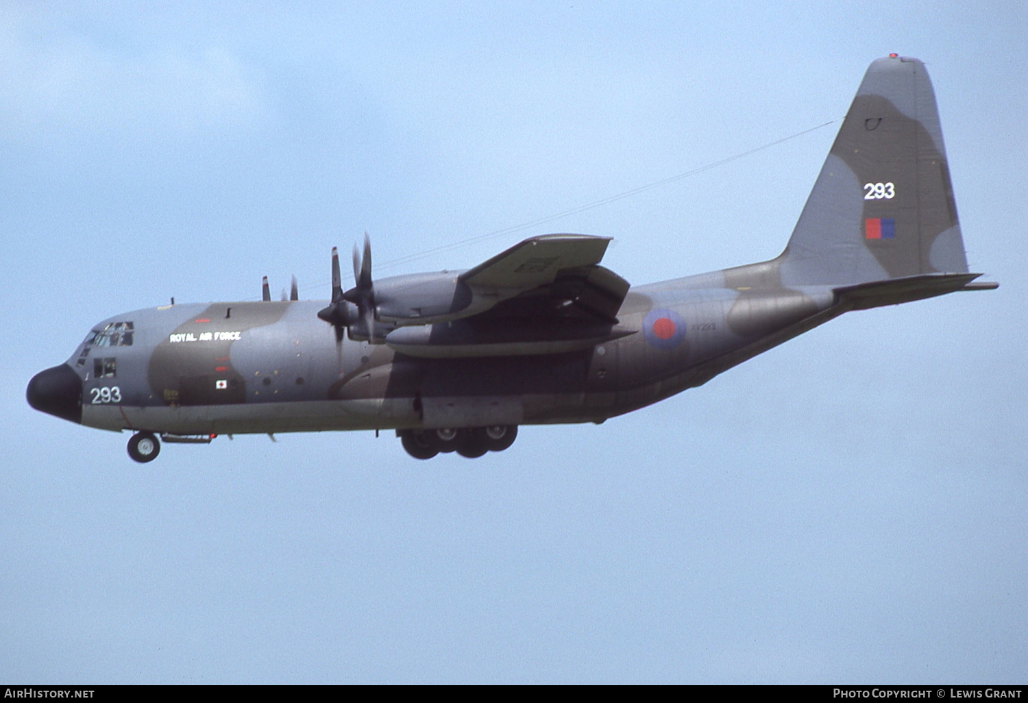 Aircraft Photo of XV293 | Lockheed C-130K Hercules C1 (L-382) | UK - Air Force | AirHistory.net #100242