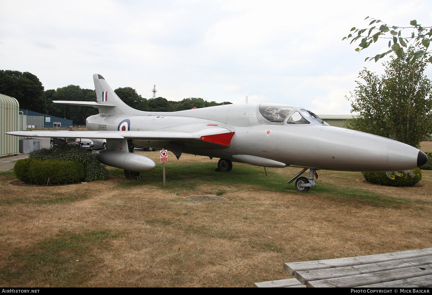 Aircraft Photo of XE665 | Hawker Hunter T8C | UK - Air Force | AirHistory.net #100266