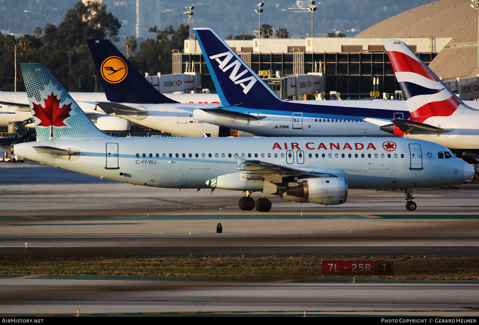 Aircraft Photo of C-FFWJ | Airbus A320-211 | Air Canada | AirHistory.net #100305