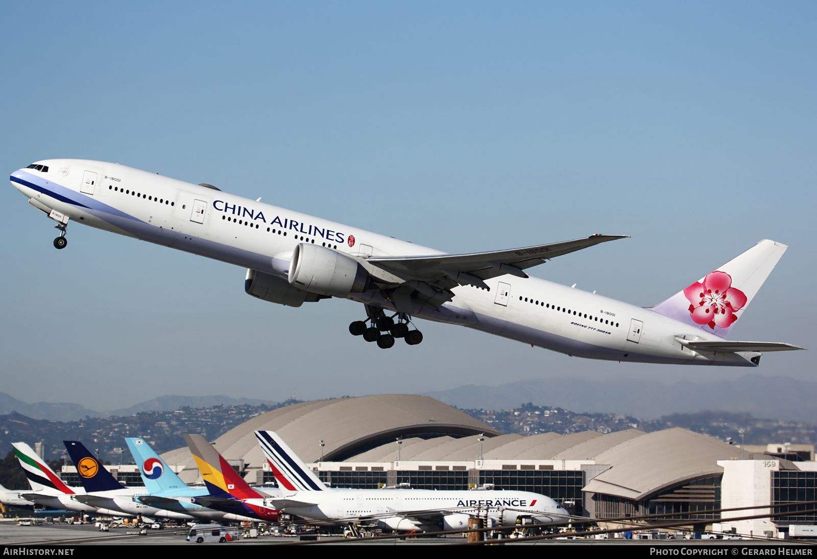 Aircraft Photo of B-18001 | Boeing 777-309/ER | China Airlines | AirHistory.net #100321
