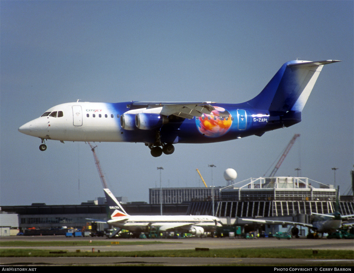 Aircraft Photo of G-ZAPL | British Aerospace BAe-146-200 | Titan Airways | AirHistory.net #100326