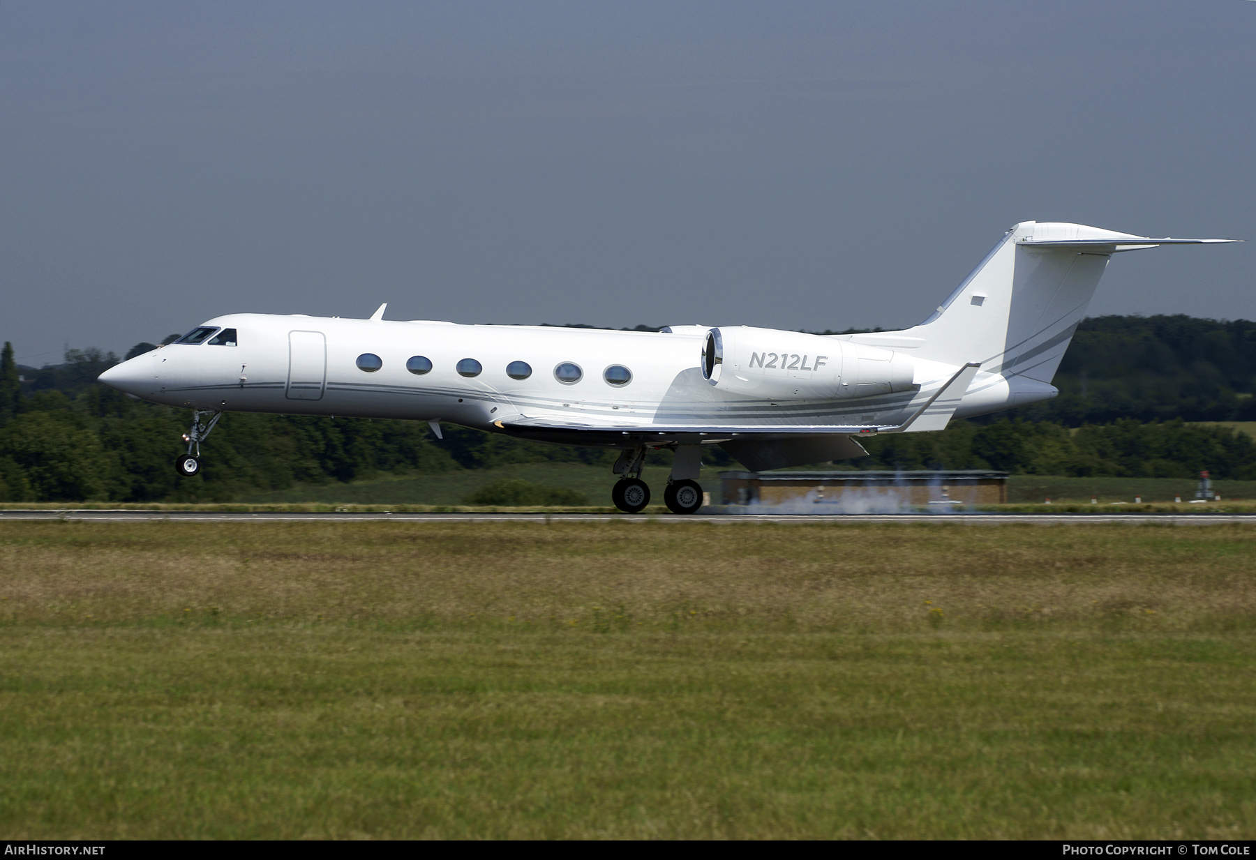 Aircraft Photo of N212LF | Gulfstream Aerospace G-IV-X Gulfstream G450 | AirHistory.net #100345