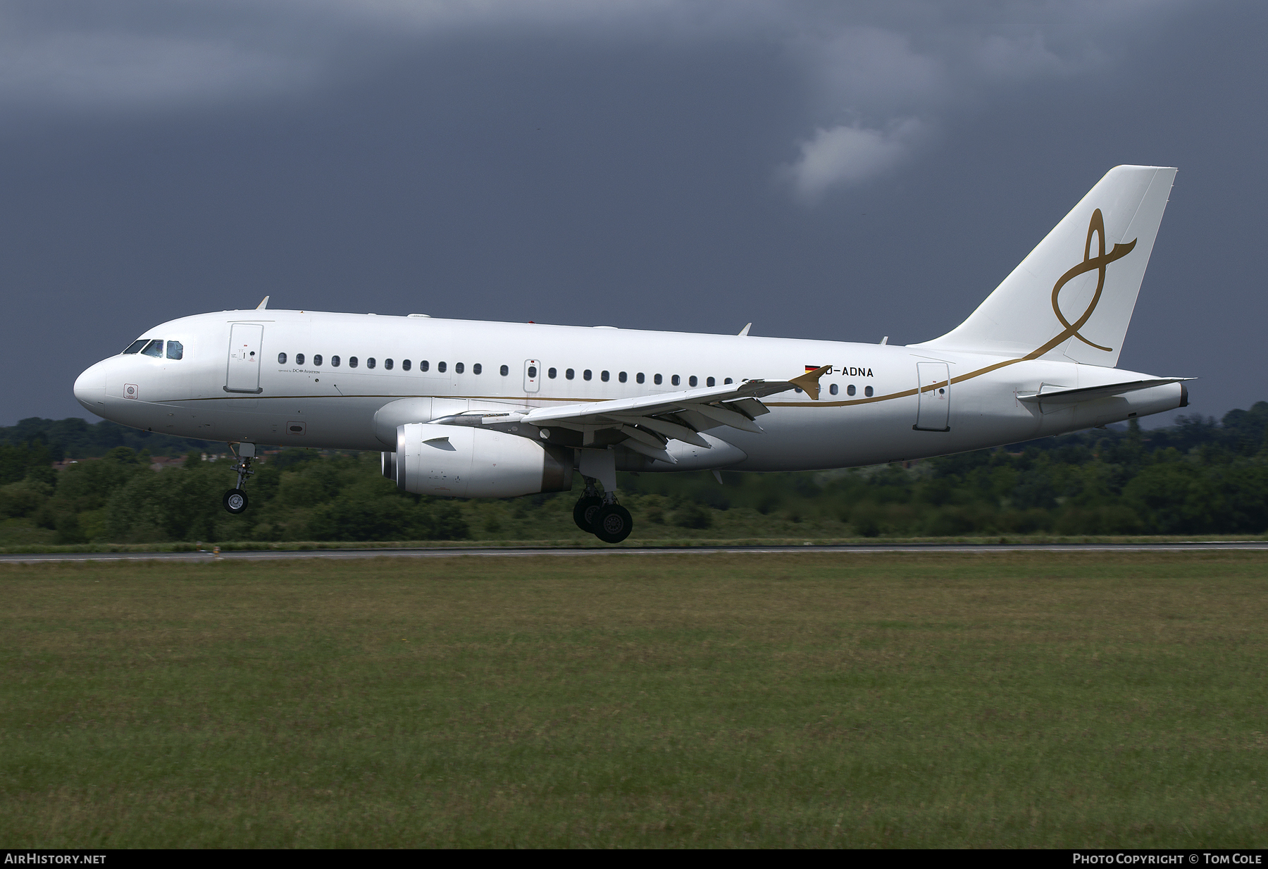 Aircraft Photo of D-ADNA | Airbus ACJ319 (A319-113/CJ) | AirHistory.net #100369