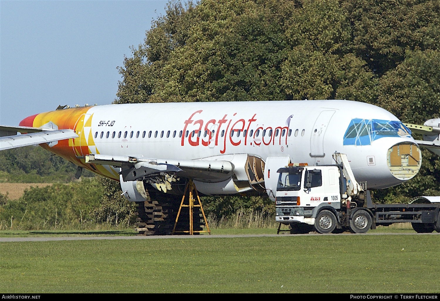 Aircraft Photo of 5H-FJD | Airbus A319-131 | Fastjet | AirHistory.net #100389