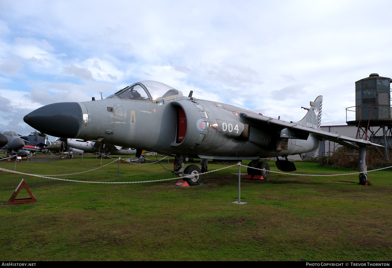 Aircraft Photo of ZE694 | British Aerospace Sea Harrier FA2 | UK - Navy | AirHistory.net #100429