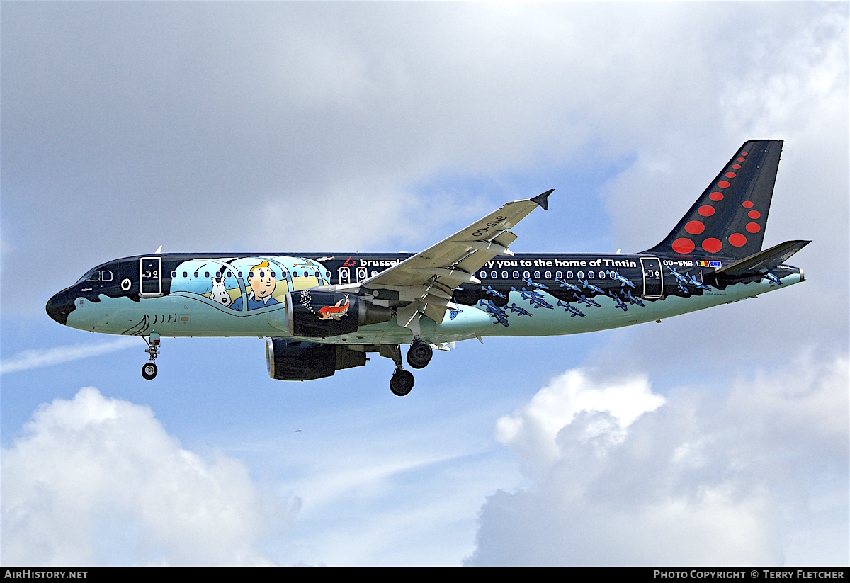 Aircraft Photo of OO-SNB | Airbus A320-214 | Brussels Airlines | AirHistory.net #100439