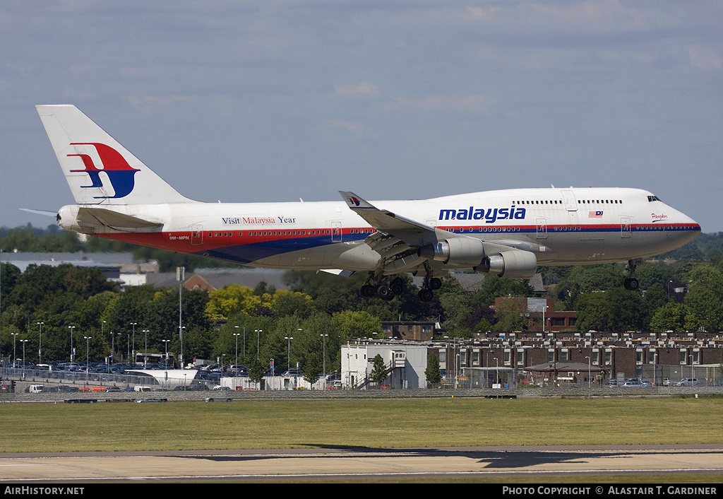 Aircraft Photo of 9M-MPN | Boeing 747-4H6 | Malaysia Airlines | AirHistory.net #100517