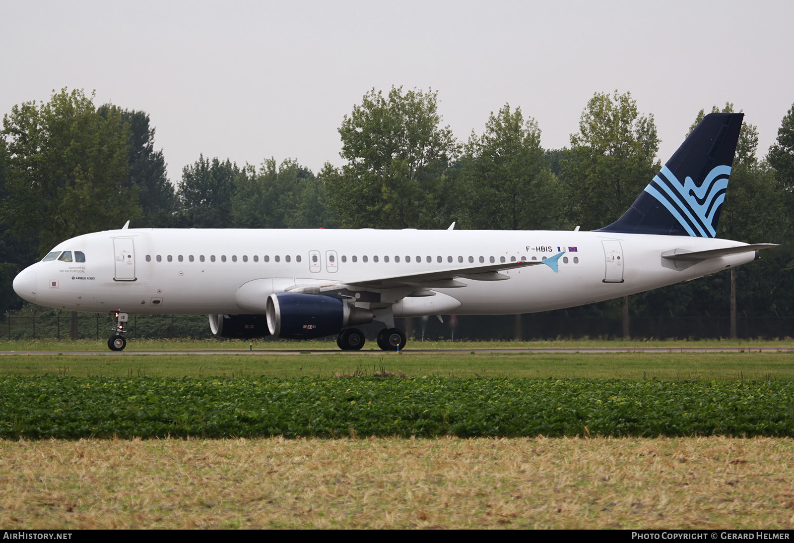 Aircraft Photo of F-HBIS | Airbus A320-214 | Aigle Azur | AirHistory.net #100556