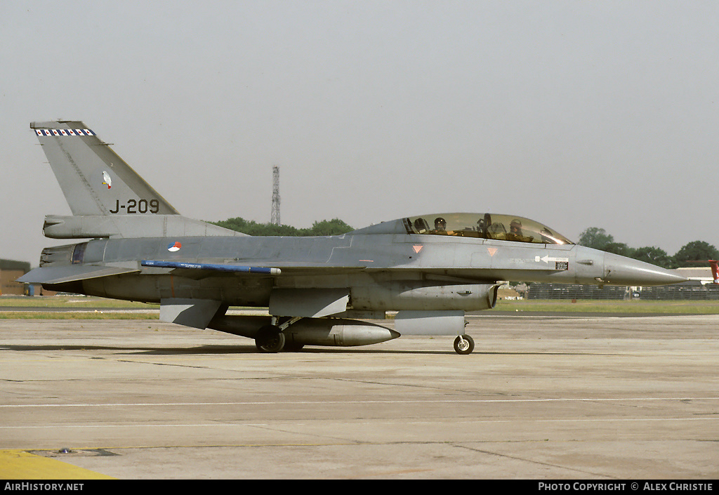 Aircraft Photo of J-209 | General Dynamics F-16B Fighting Falcon | Netherlands - Air Force | AirHistory.net #100577