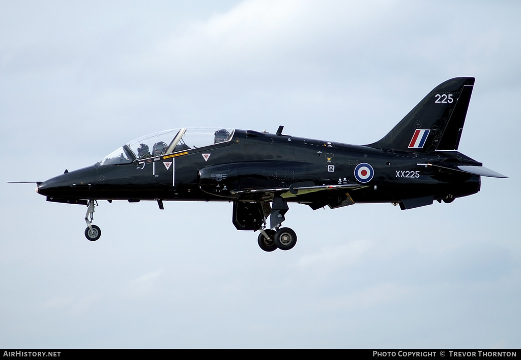 Aircraft Photo of XX225 | British Aerospace Hawk T.1 | UK - Air Force | AirHistory.net #100582