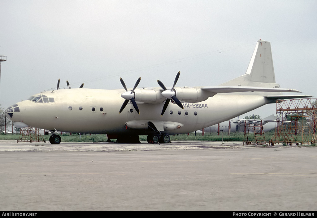 Aircraft Photo of UK-58644 | Antonov An-12B | AirHistory.net #100639
