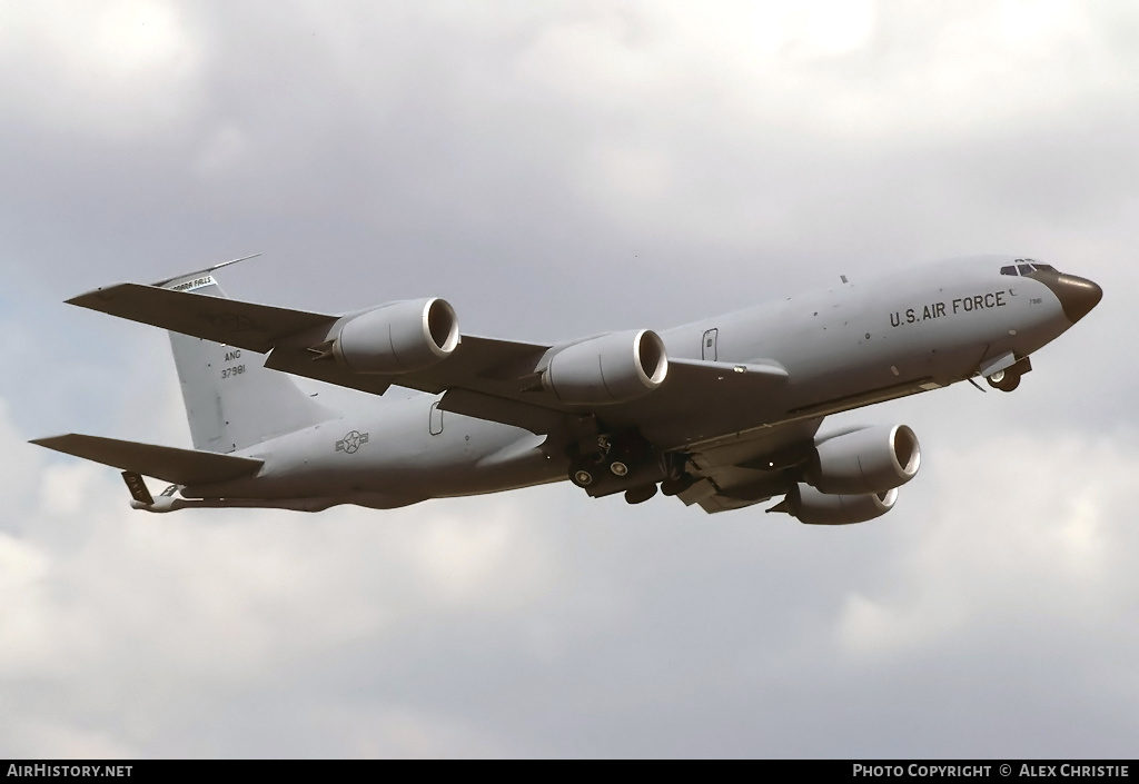 Aircraft Photo of 63-7981 / 37981 | Boeing KC-135R Stratotanker | USA - Air Force | AirHistory.net #100656