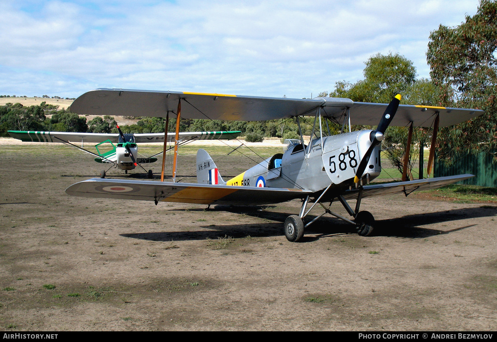 Aircraft Photo of VH-RIN / A17-588 | De Havilland D.H. 82A Tiger Moth | Australia - Air Force | AirHistory.net #100657
