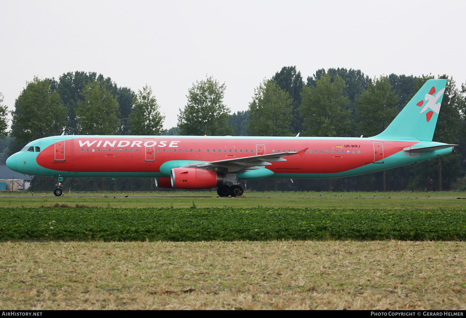 Aircraft Photo of UR-WRJ | Airbus A321-231 | Windrose | AirHistory.net #100682