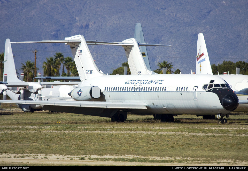Aircraft Photo of 67-22583 / 22583 | McDonnell Douglas C-9A Nightingale (DC-9-32CF) | USA - Air Force | AirHistory.net #100721