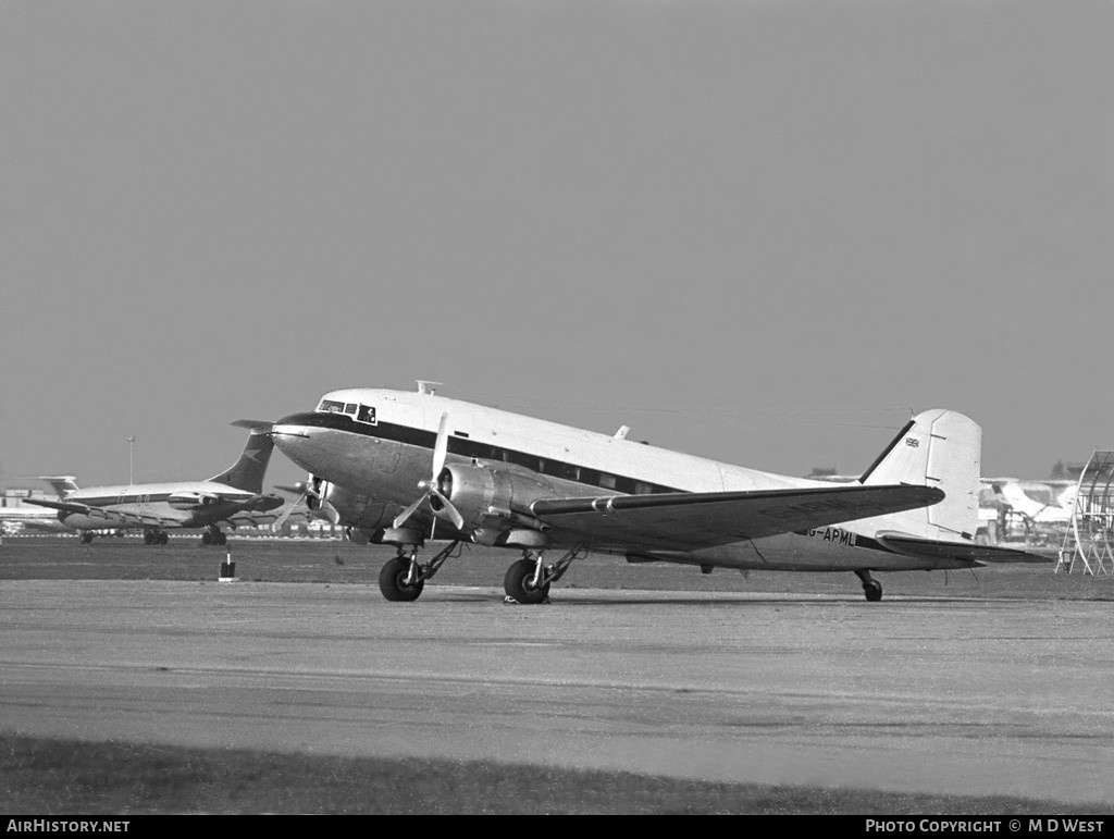 Aircraft Photo of G-APML | Douglas C-47B Dakota Mk.6 | AirHistory.net #100802