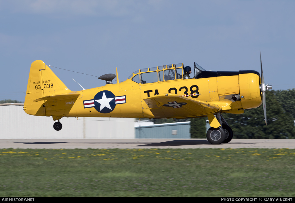 Aircraft Photo of N66TY / 93038 | North American T-6G Texan | USA - Air Force | AirHistory.net #100871