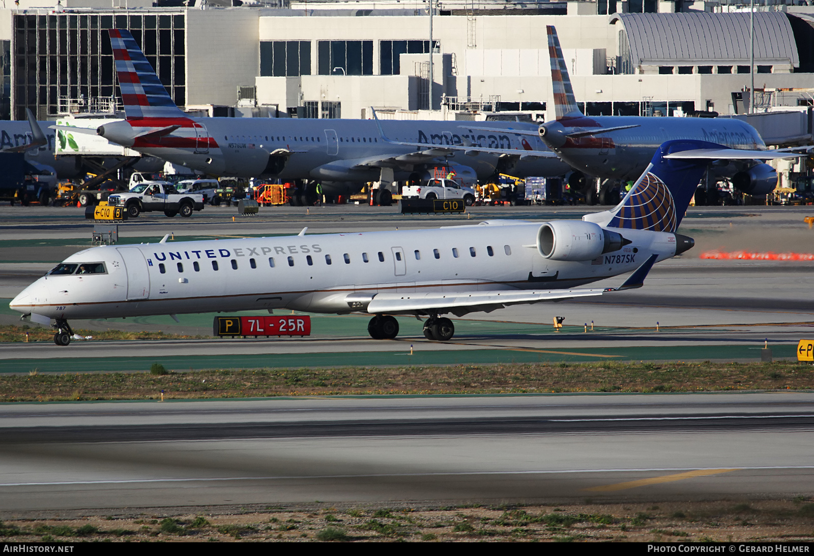 Aircraft Photo of N787SK | Bombardier CRJ-702 (CL-600-2C10) | United Express | AirHistory.net #100930