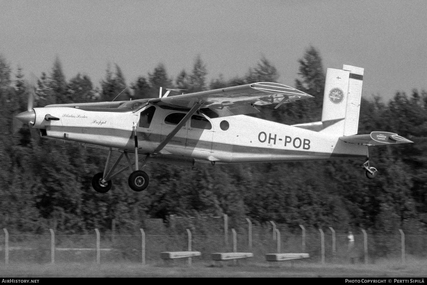Aircraft Photo of OH-POB | Pilatus PC-6/B1-H2 Turbo Porter | Suomen Laskuvarjokerho | AirHistory.net #100985