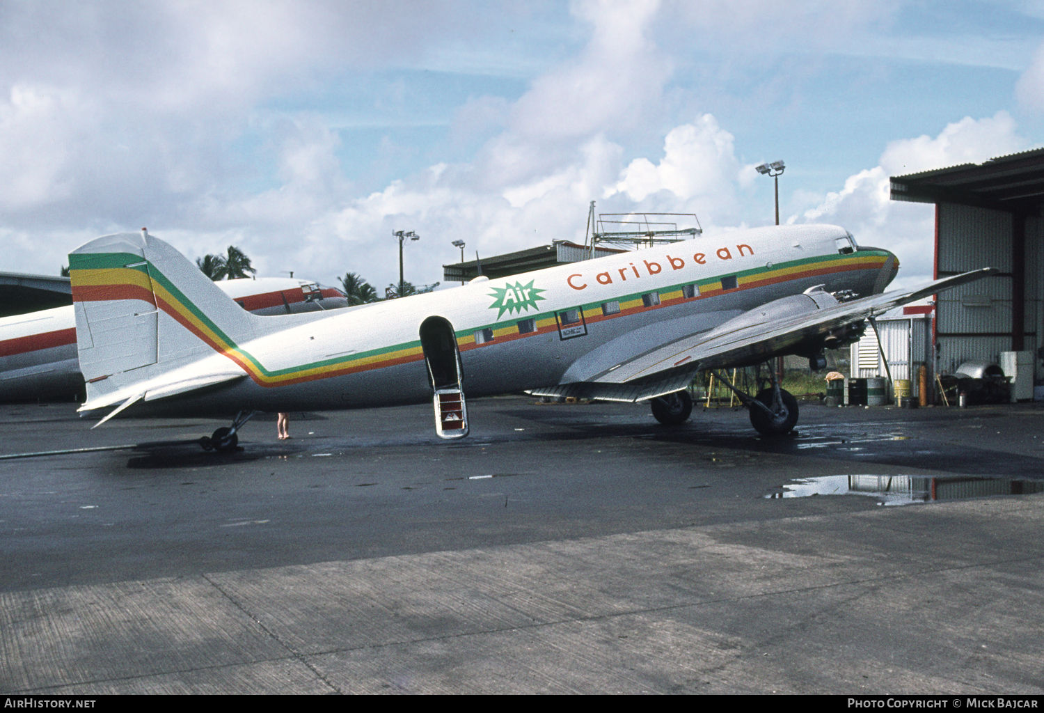 Aircraft Photo of N285SE | Douglas DC-3A-197C | Air Caribbean | AirHistory.net #101006
