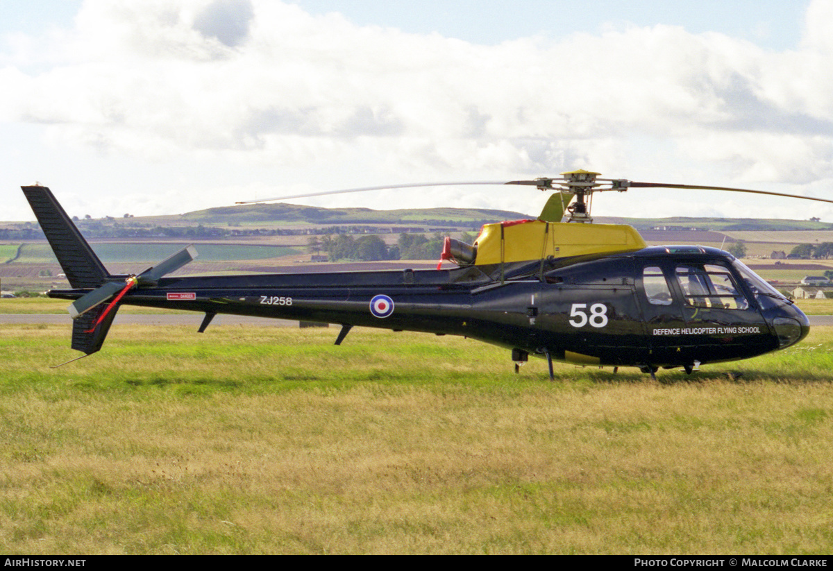 Aircraft Photo of ZJ258 | Eurocopter AS-350BB Squirrel HT1 | UK - Air Force | AirHistory.net #101215