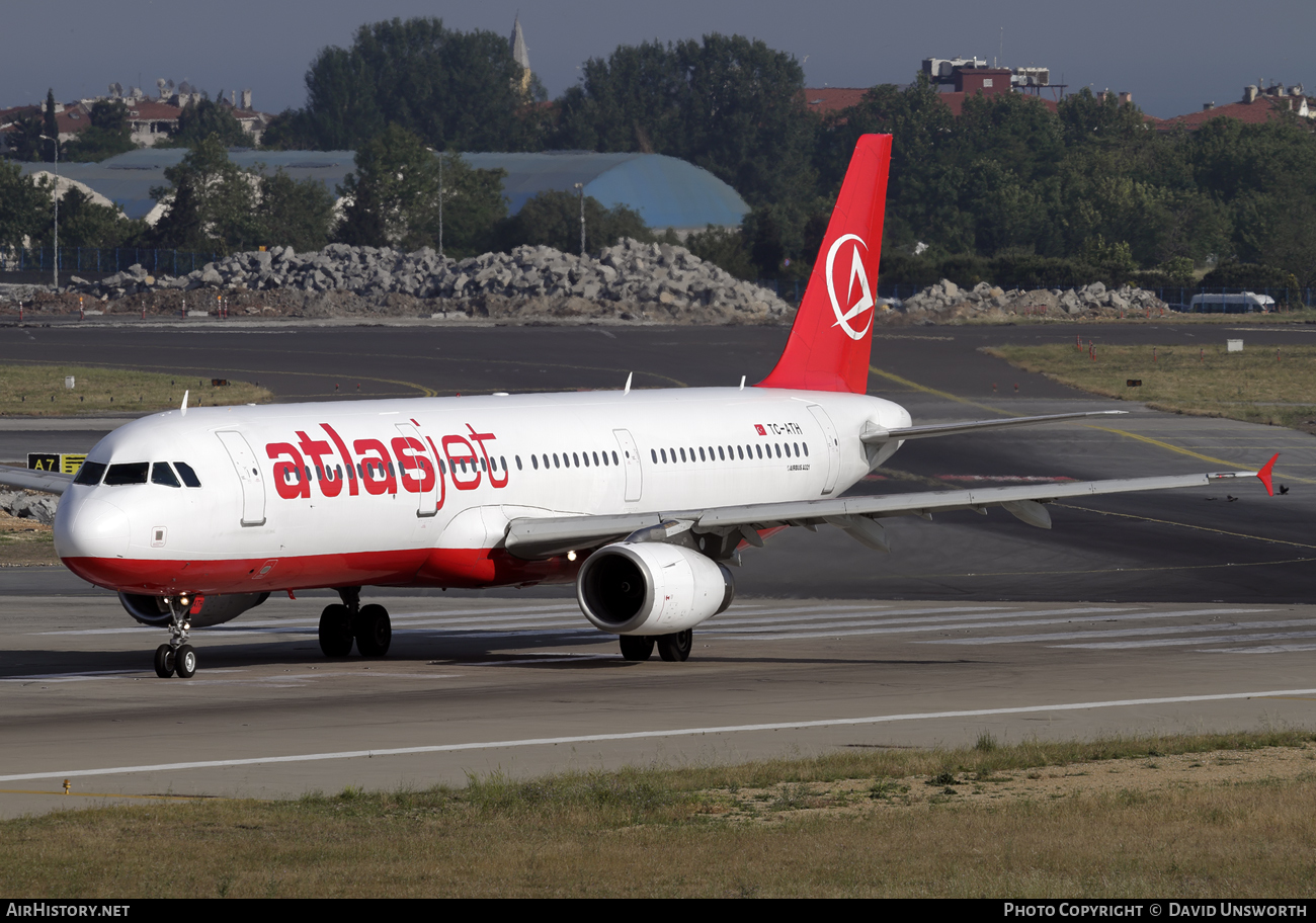 Aircraft Photo of TC-ATH | Airbus A321-231 | Atlasjet Airlines | AirHistory.net #101257