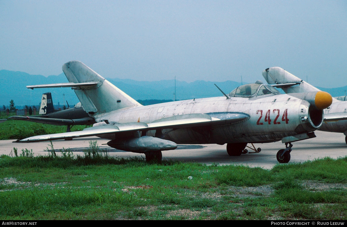 Aircraft Photo of 2424 | Shenyang J-5A | China - Air Force | AirHistory.net #101489