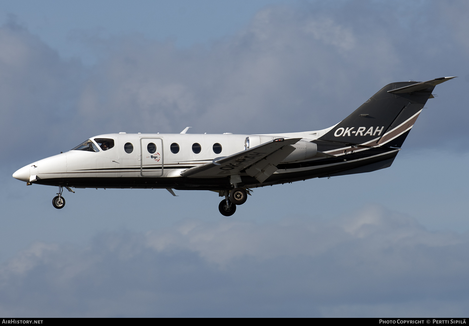 Aircraft Photo of OK-RAH | Beech Beechjet 400A/Nextant N400XT | AirHistory.net #101525
