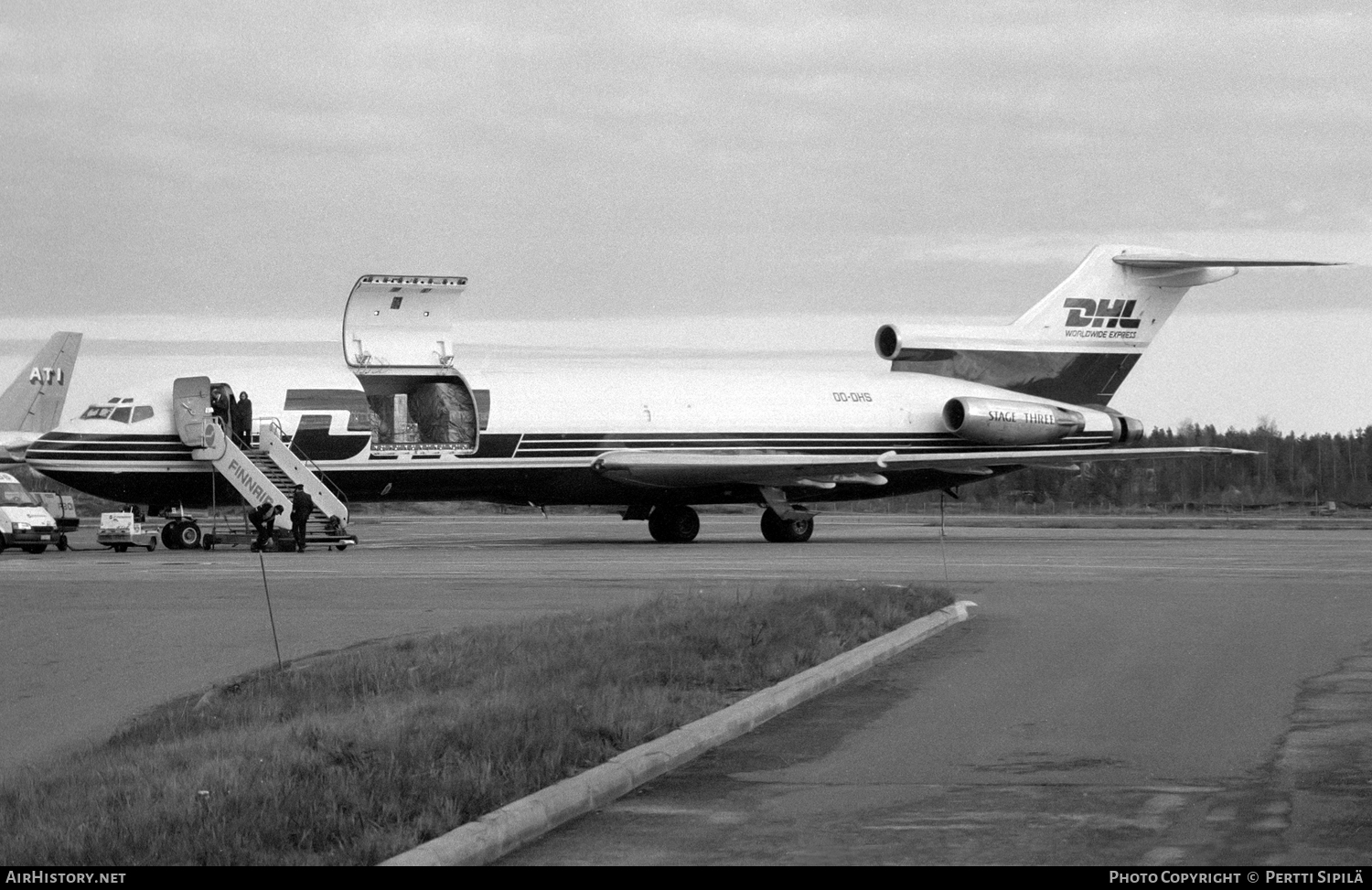 Aircraft Photo of OO-DHS | Boeing 727-223(F) | DHL Worldwide Express | AirHistory.net #101555