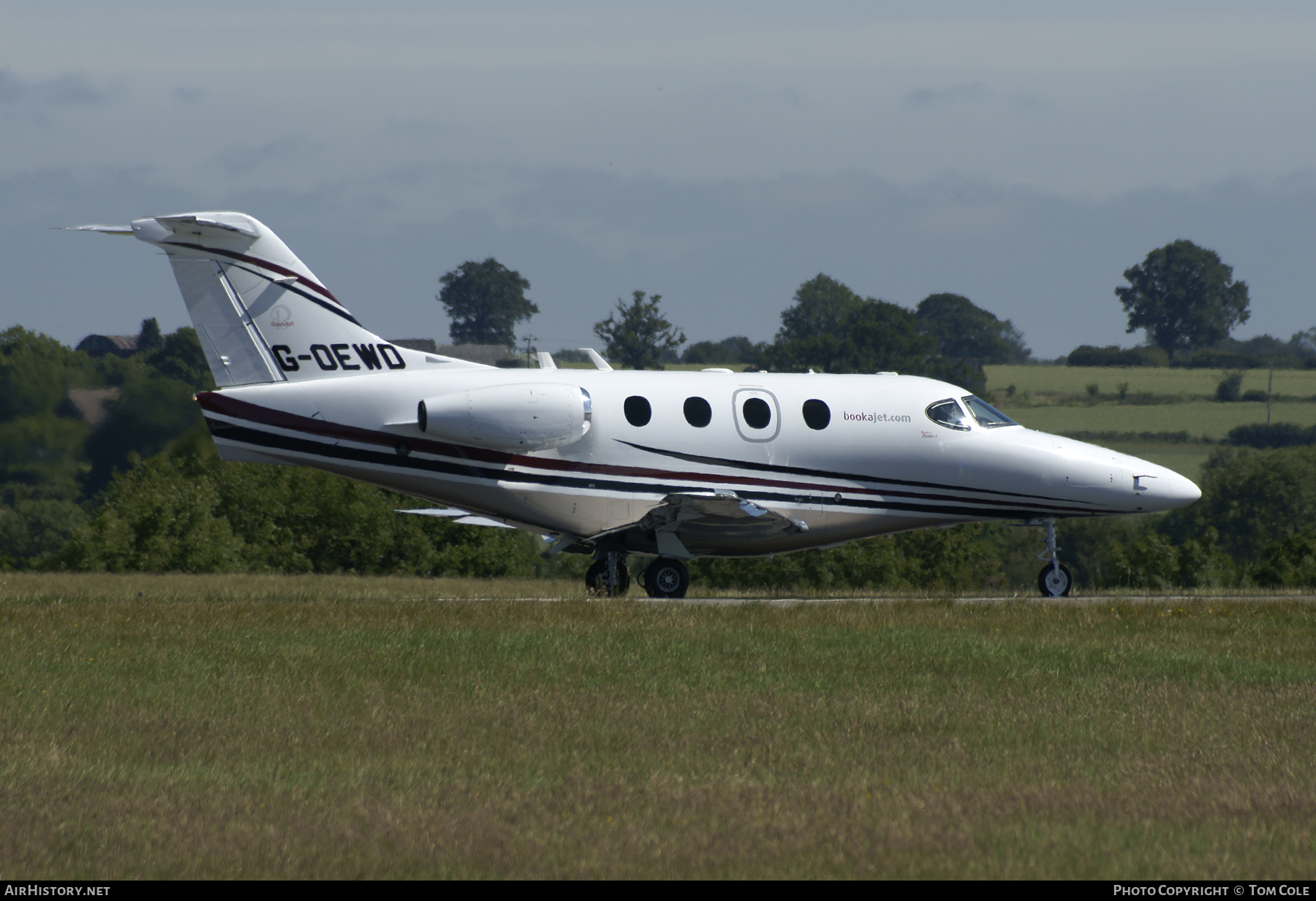 Aircraft Photo of G-OEWD | Raytheon 390 Premier I | BookaJet | AirHistory.net #101663