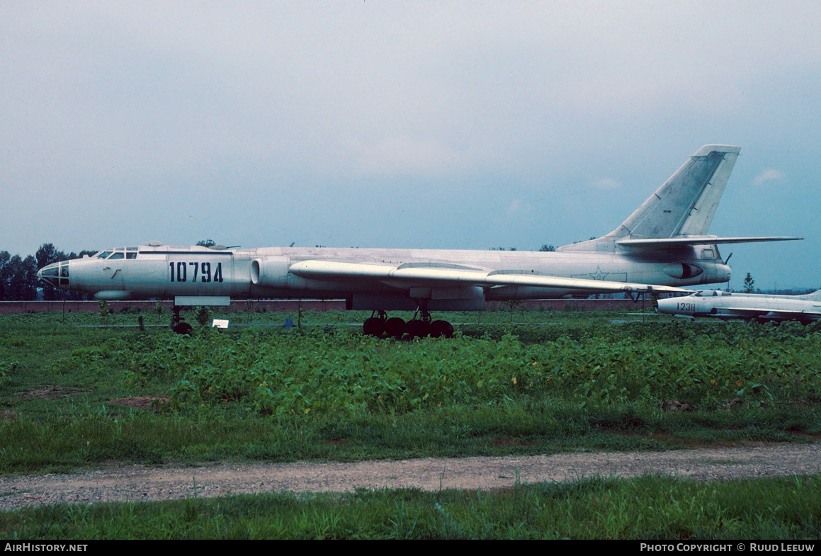 Aircraft Photo of 10794 | Xian H6A | China - Air Force | AirHistory.net #101793