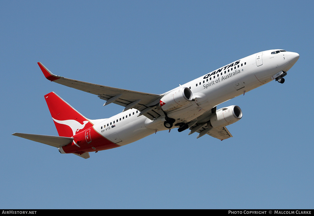 Aircraft Photo of VH-VYD | Boeing 737-838 | Qantas | AirHistory.net #101803