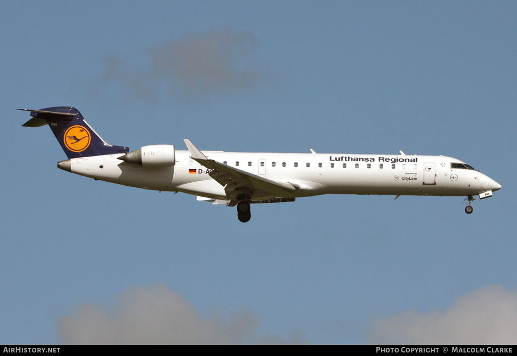 Aircraft Photo of D-ACPH | Bombardier CRJ-701ER (CL-600-2C10) | Lufthansa Regional | AirHistory.net #101894