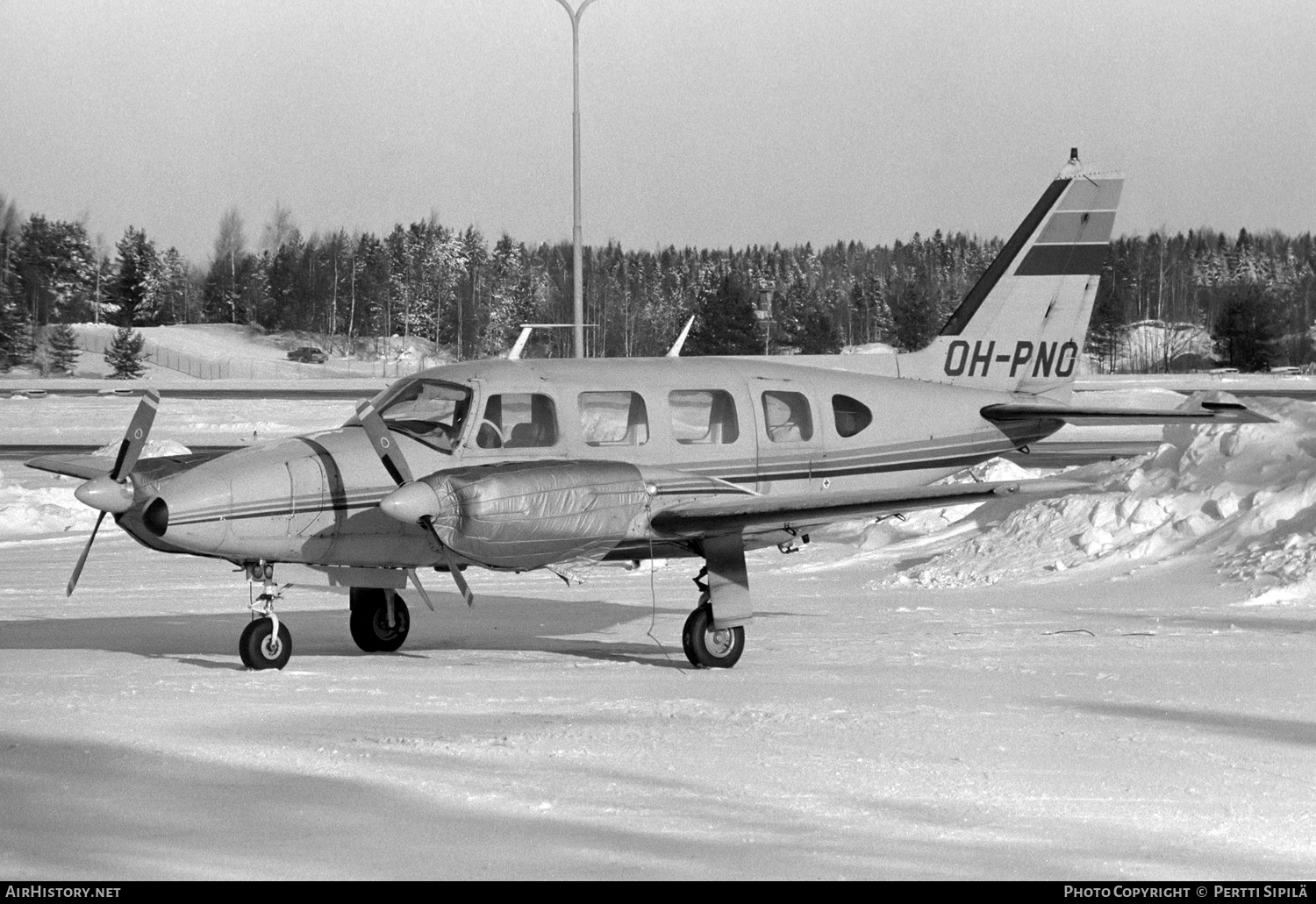 Aircraft Photo of OH-PNO | Piper PA-31-310 Navajo | AirHistory.net #102033