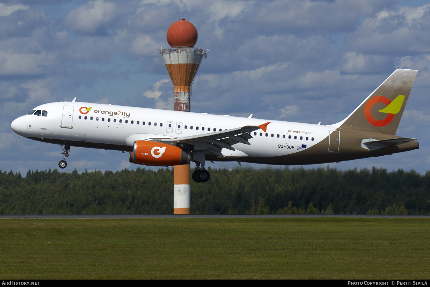 Aircraft Photo of SX-SOF | Airbus A320-232 | Orange2fly | AirHistory.net #102034