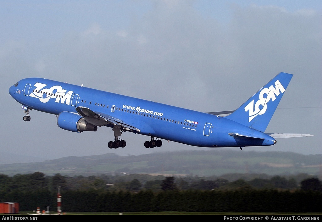 Aircraft Photo of C-GZUM | Boeing 767-328/ER | Zoom Airlines | AirHistory.net #102091