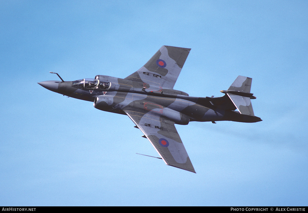 Aircraft Photo of XT273 | Hawker Siddeley Buccaneer S2A | UK - Air Force | AirHistory.net #102277