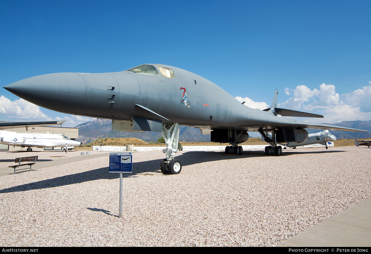 Aircraft Photo of 85-0074 / AF85-074 | Rockwell B-1B Lancer | USA - Air Force | AirHistory.net #102343