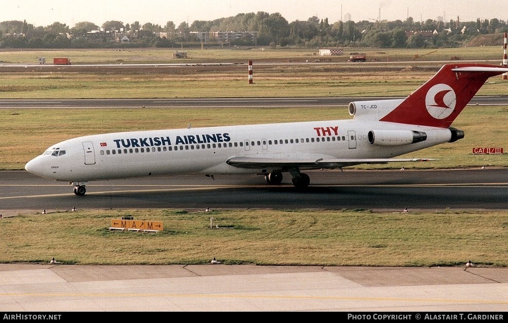 Aircraft Photo of TC-JCD | Boeing 727-2F2/Adv | THY Türk Hava Yolları - Turkish Airlines | AirHistory.net #102382